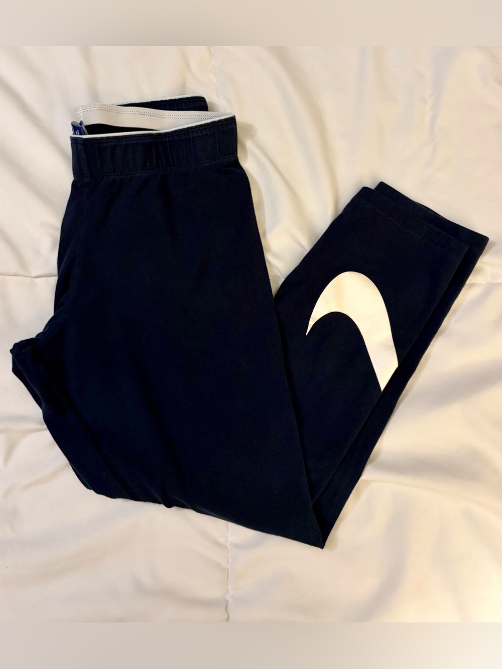 Nike Women's Crop/Capri cotton leggings - small